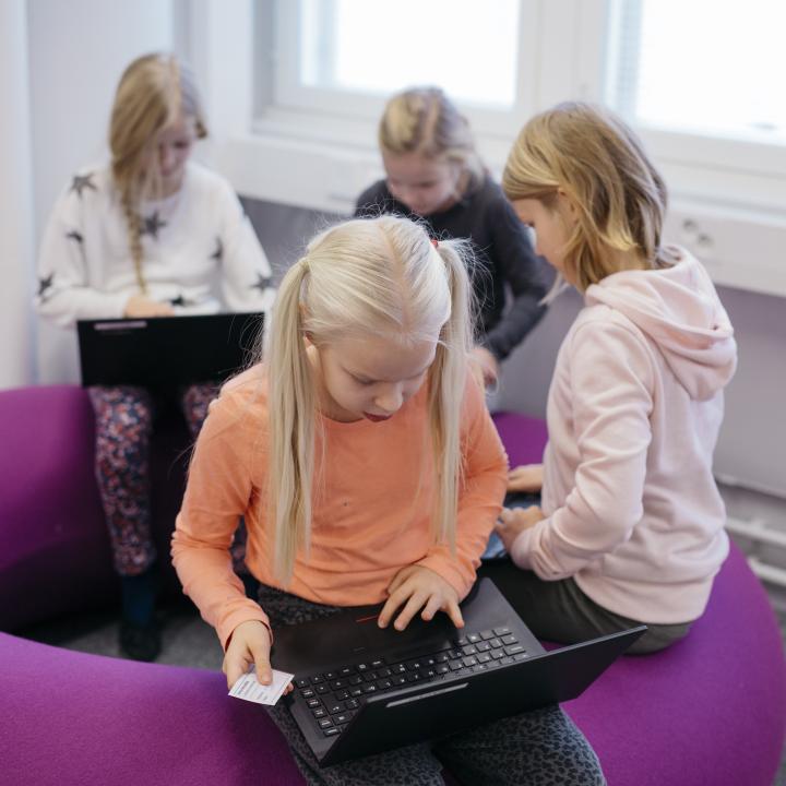 Girls in School by Elina Manninen / Keksi / Finland Promotion Board